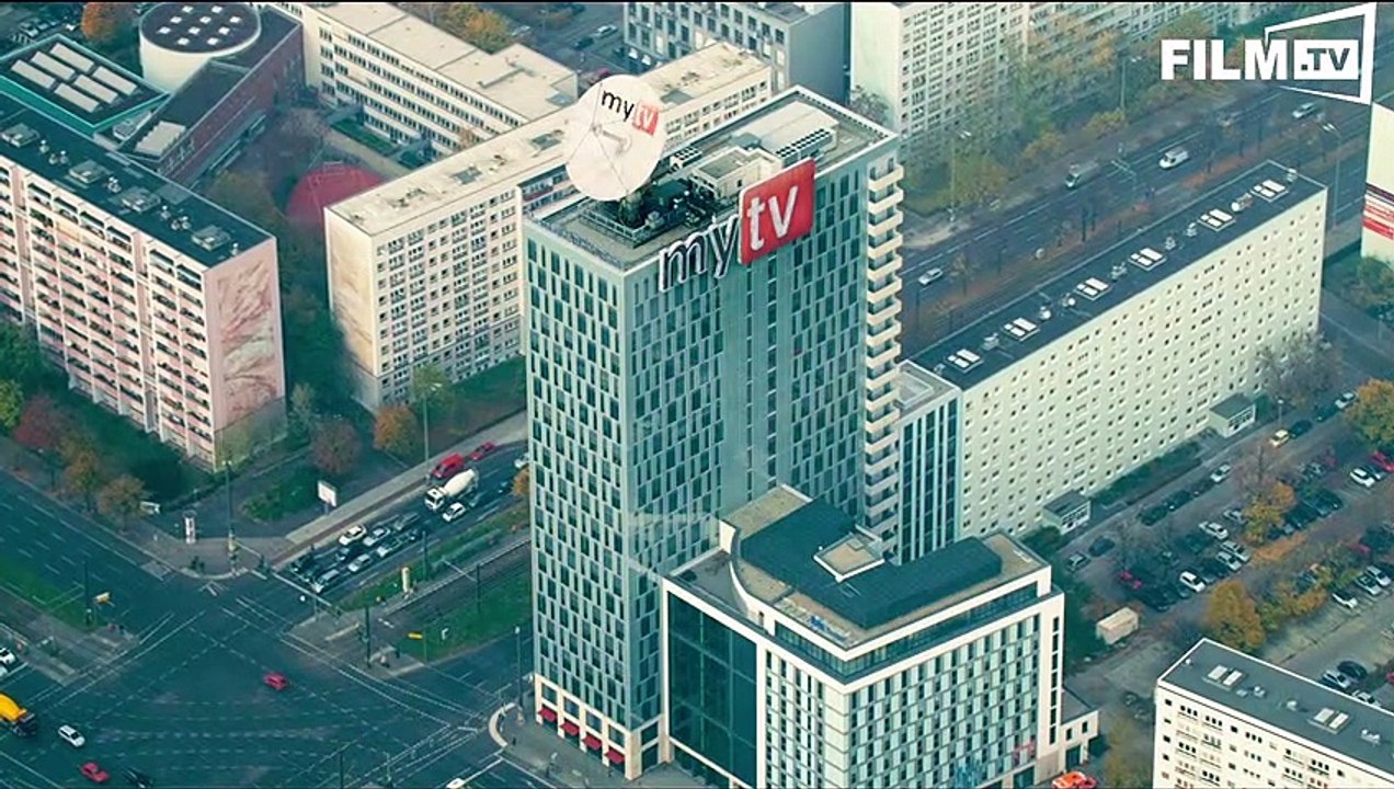 Er Ist Wieder Da Trailer Deutsch German (2015) 2