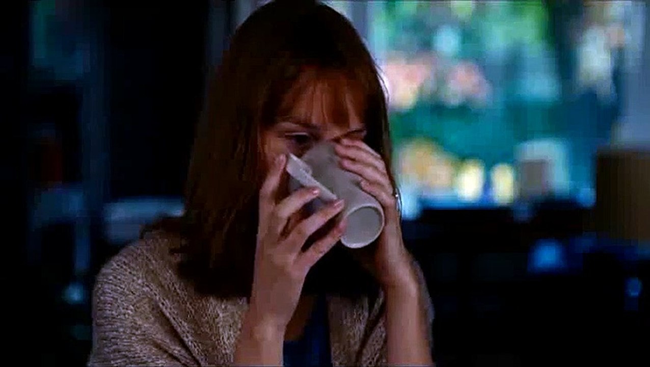 Ausschnitt aus Eine Neue Freundin: Claire belügt Gilles