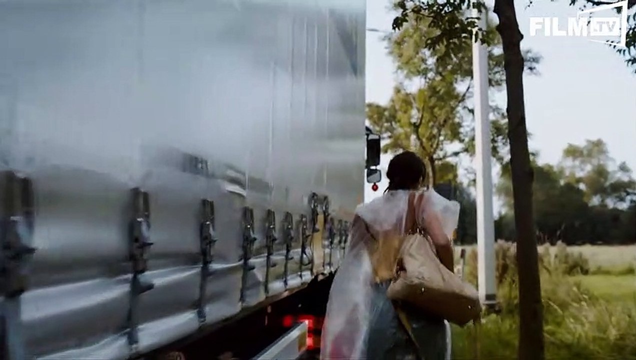 Die Getäuschte Frau - Trailer - Filmkritik (2015) - Trailer