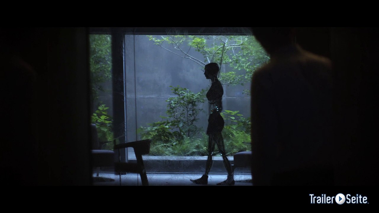 Ausschnitt aus Ex Machina: Caleb begegnet Ava