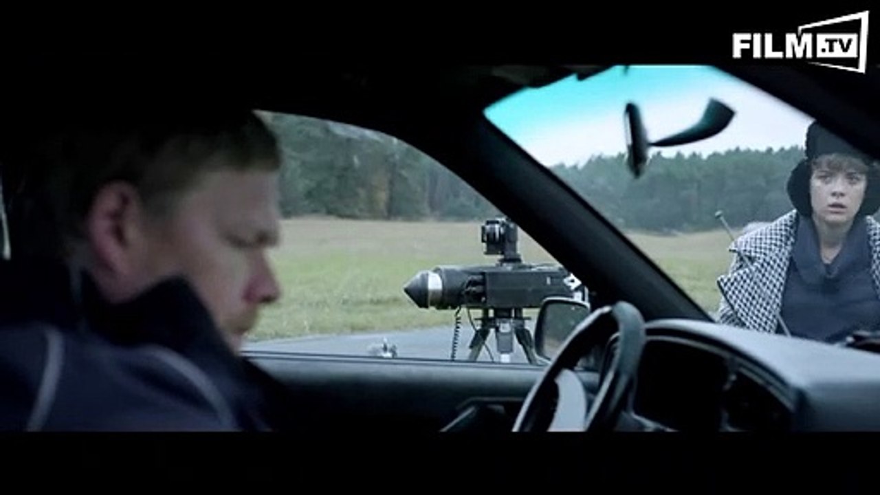 Heil - trailer - filmkritik (2015) - clip 3
