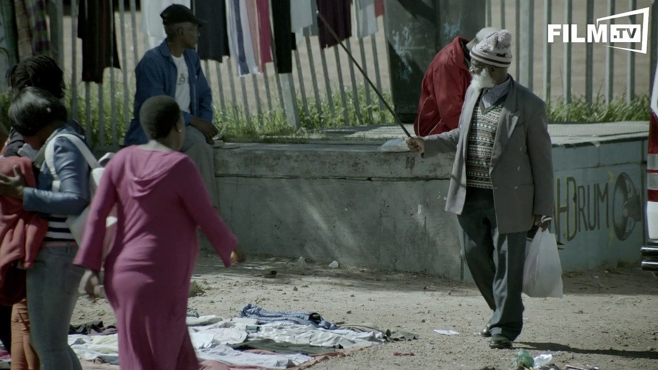 Lilien Im Winter - La Boheme Am Kap - Trailer - Filmkritik (2015) - Trailer