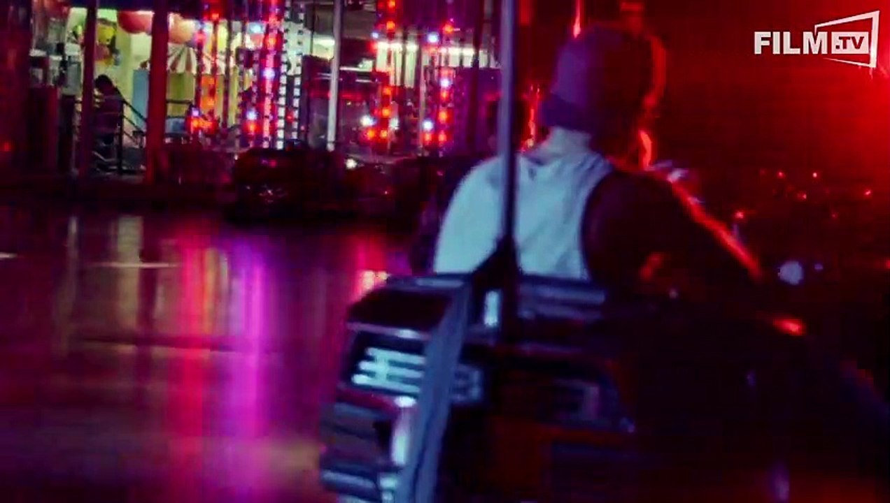 Beach rats trailer (2017)