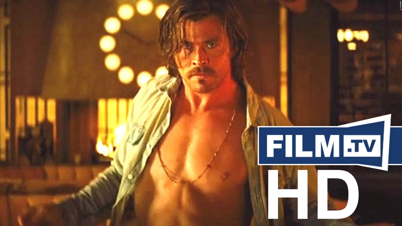 Bad Times At The El Royale Trailer (2018) - Clip: Priester im Hotel