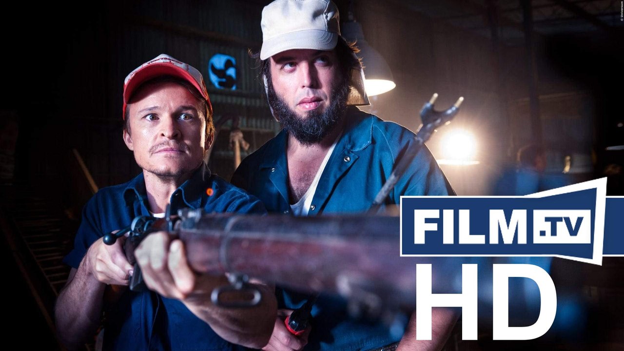 100 Bloody Acres Trailer (2018)