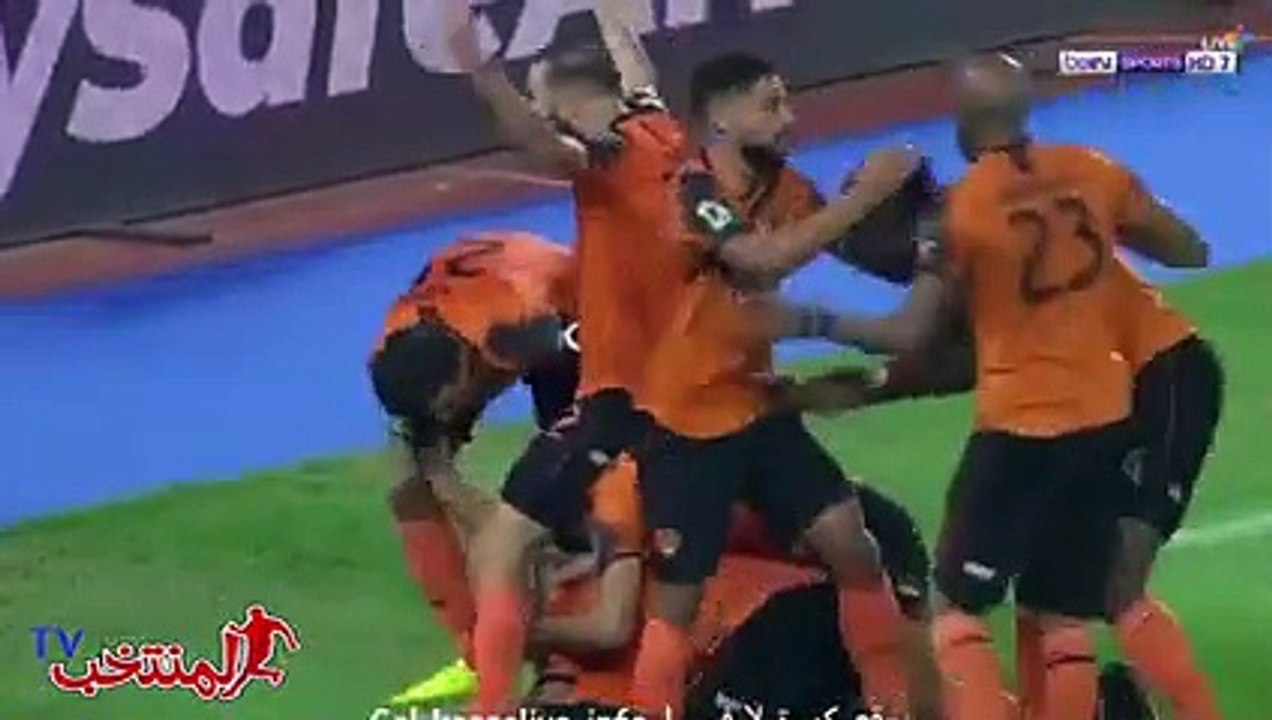 ملخص مباراة نهضة بركان و بيراميدز 1-0 _fire_ لقب تاريخي للبراكنة ( 240 X 426 )