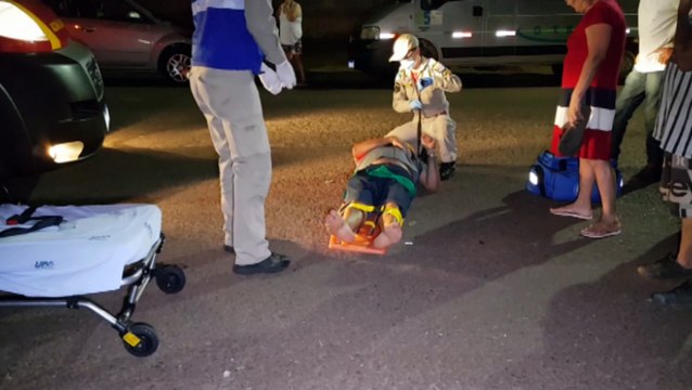 Homem fica ferido ao cair de bicicleta na Rua Europa