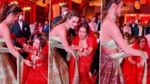 Neha Kakkar की शादी में Urvashi Rautela ने जमकर किया Dance, Viral हुआ Video | Boldsky