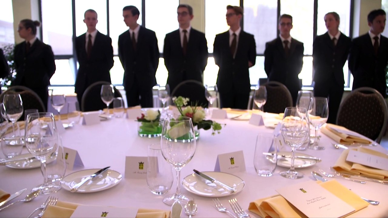 Au Centre d'Excellence, Claude_Charlier cède le relais à Franco Lombardo