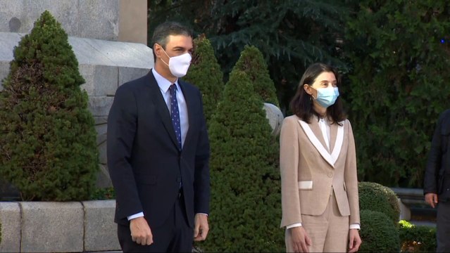 Sánchez llega al Senado para presidir Conferencia de Presidentes