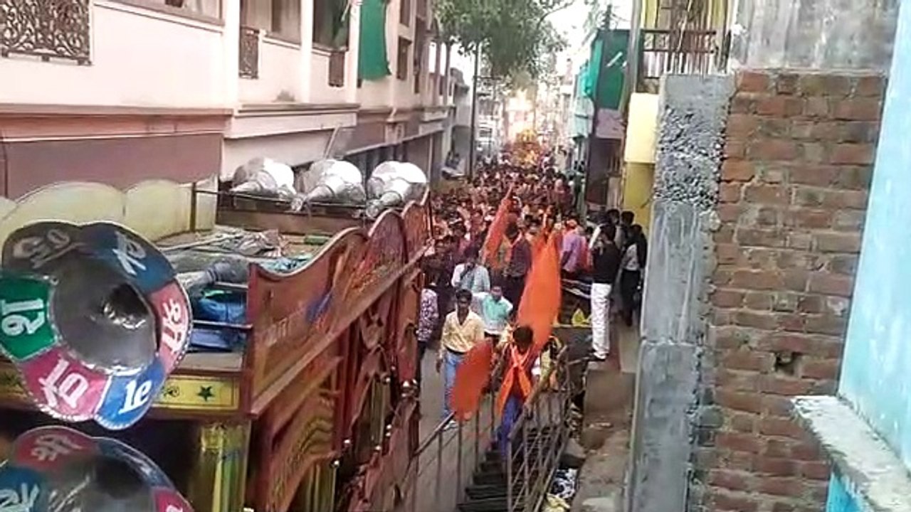 शाजापुर में दशहरा पर्व पर निकला चल समारोह, मंत्री इन्दर सिंह परमार हुए शामिल