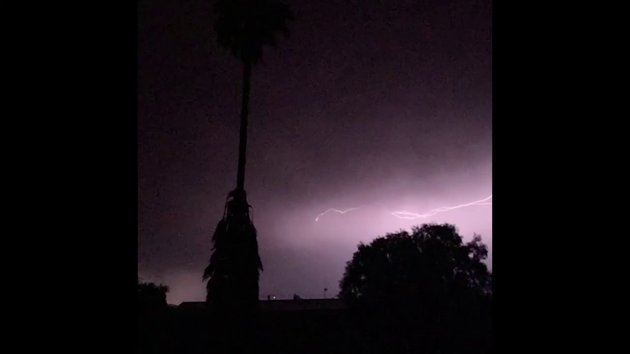 D'incroyables arcs électriques dans le ciel du Minnesota