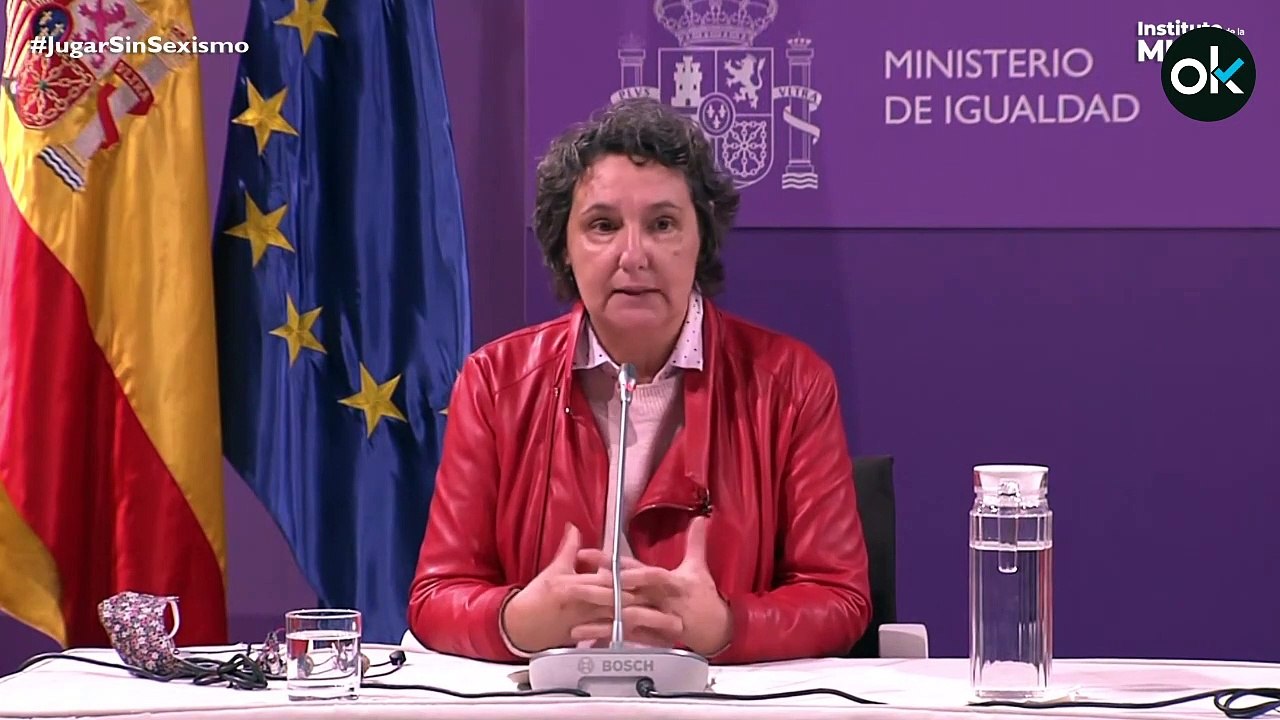 Un informe de Montero sobre juguetes denuncia la "opresión del color rosa" sobre las niñas