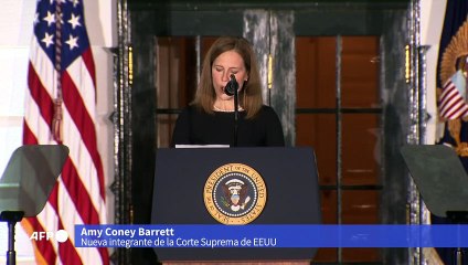 Jura Barrett como integrante de la Corte Suprema