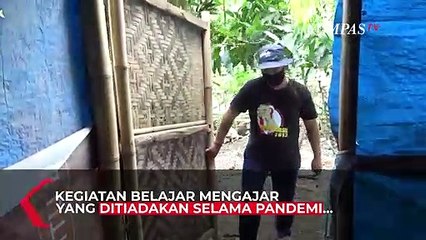 Descargar video: Guru SMA Hasilkan Jutaan Rupiah dari Budidaya Jamur Tiram