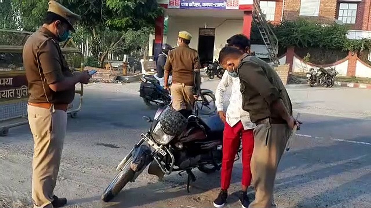 कांधला पुलिस ने मुजफ्फरनगर शामली बॉर्डर पर चला सघन चेकिंग अभियान