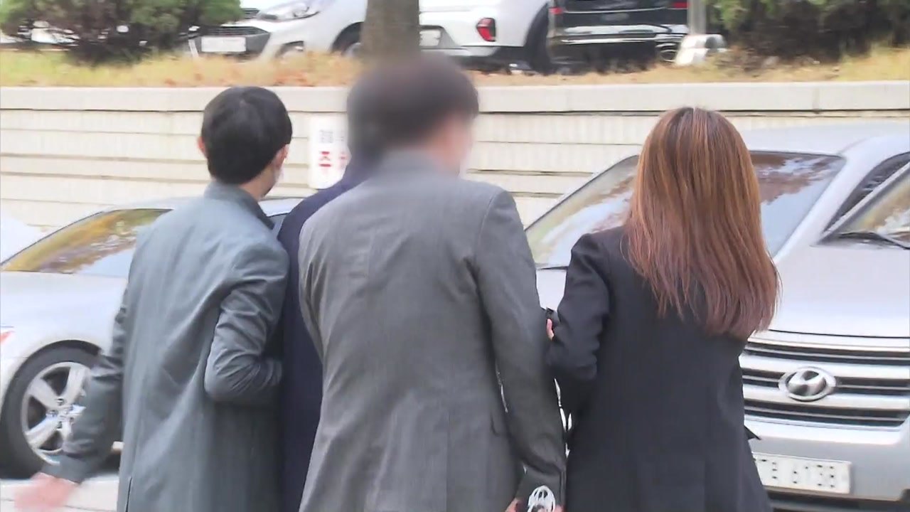 '역학조사 방해 혐의' 사랑제일교회 장로 구속영장 또 기각 / YTN