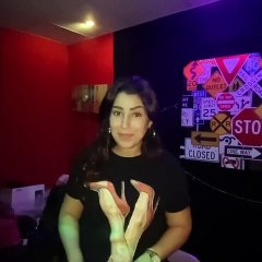 بالفيديو ..ايتن عامر تضع جمهورها في حيرة حول مشروعها الفني القادم