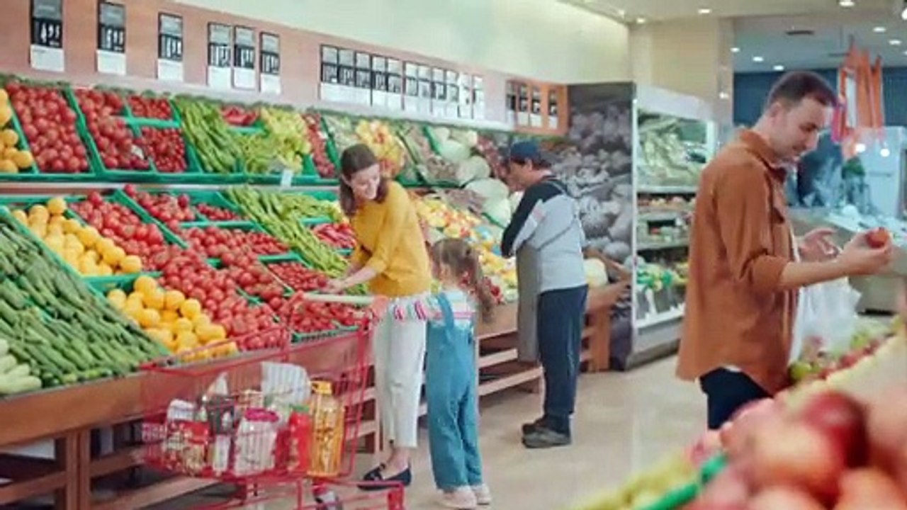 Umay Kaboğlu’nun rol aldığı reklam filmi: Migros
