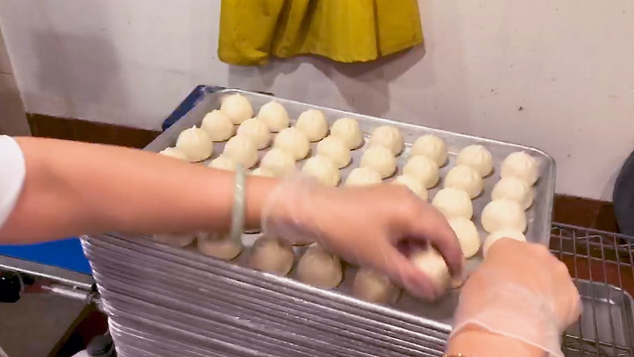 How this NYC restaurant makes 20,000 dumplings a week
