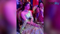 Urvashi Rautela ने Neha Kakkar की शादी में पहने इतने महंगे कपड़े  Boldsky