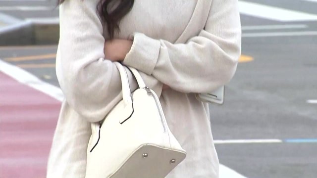 [날씨] 찬 바람에 미세먼지 해소...내일 가을 추위, 일부 한파특보 / YTN