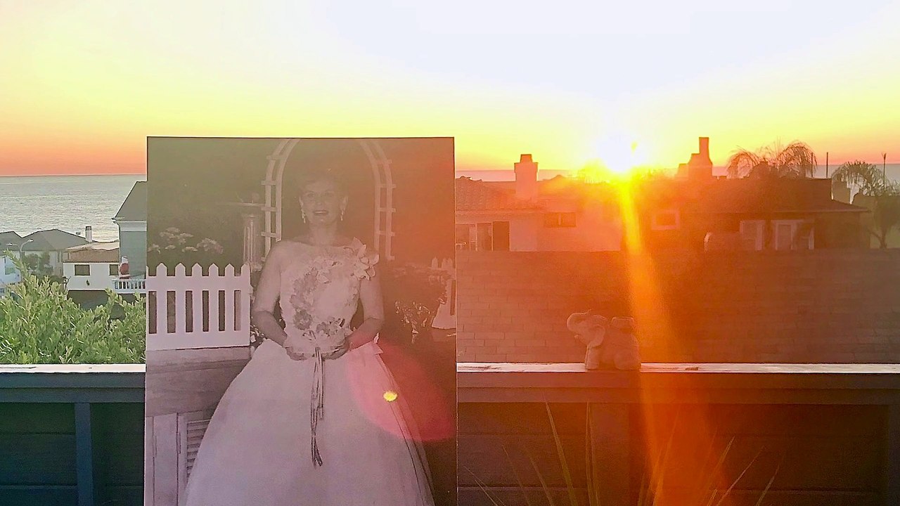 Mental Health Mondays - Healing Through the Grief Process