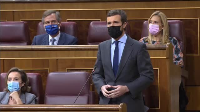 Pedro Sánchez ofrece a Casado revisar el estado de alarma dentro de cuatro meses
