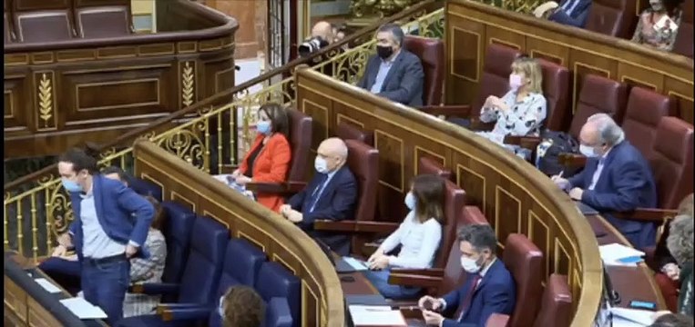 Pablo Iglesias a Egea: Su discurso moderado ha durado menos que la mili del señor Abascal