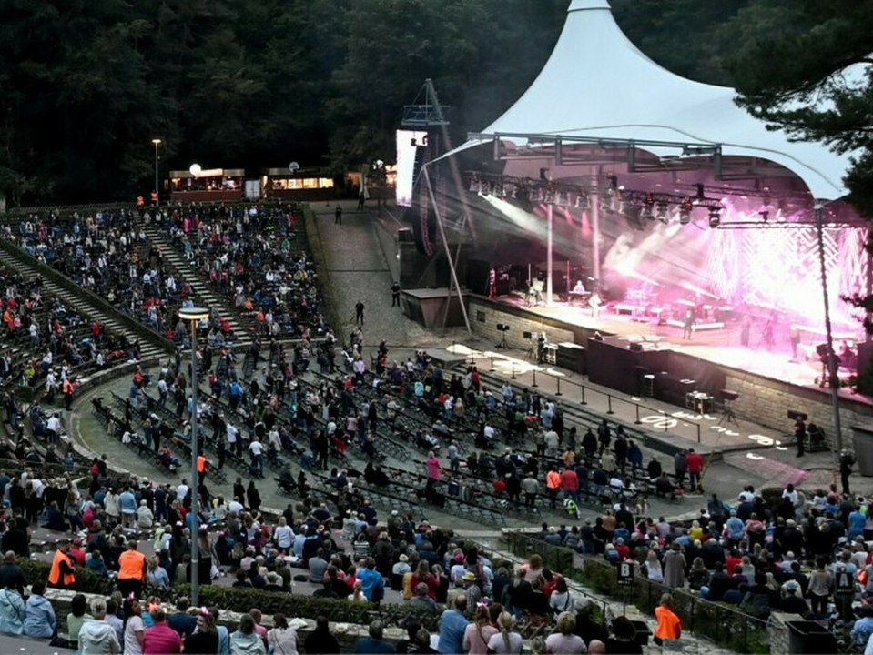 Neue Beschränkungen: Komplettes Veranstaltungsverbot wird diskutiert