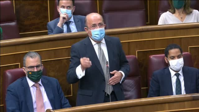 Marlaska a la ultraderecha: No sean patriotas de pulsera, sean patriotas de valores democráticos