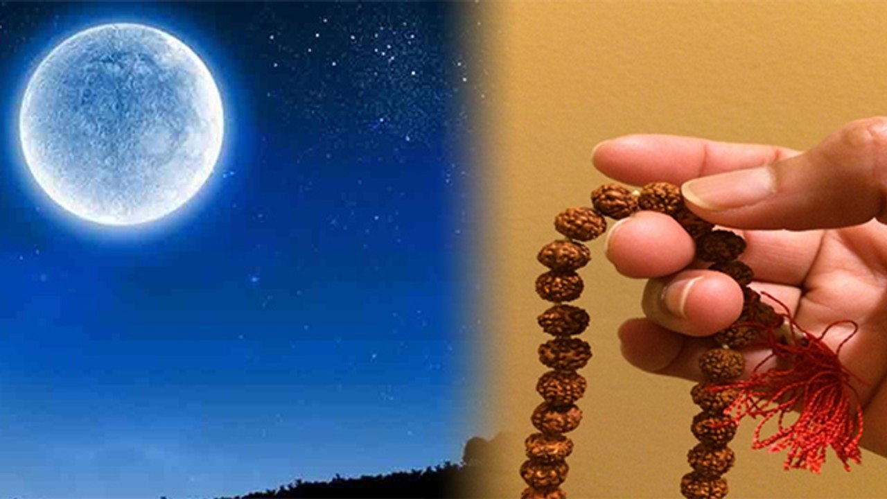 Sharad Purnima 2020: शरद पूर्णिमा पर करें इन 2 मंत्रो का जाप, हो जाएंगे मालामाल | Boldsky
