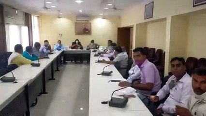 कलेक्ट्रेट में ईद मिलादुन्नबी पर्व को  लेकर शांति समिति की बैठक संपन्न