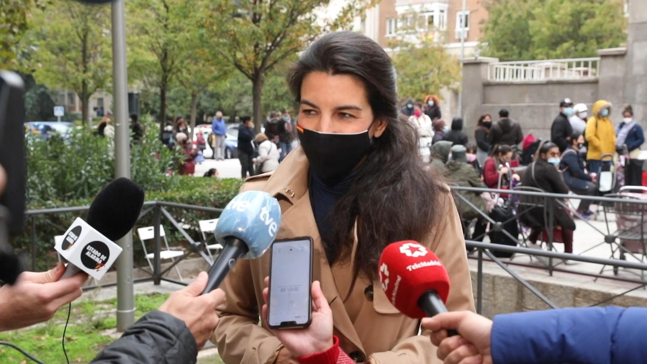 Monasterio acusa a Sánchez e Iglesias de traer "miseria" con sus Presupuestos