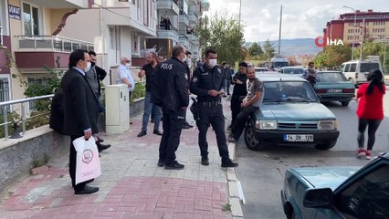 Afyonkarahisar’da yol verme kavgası kanlı bitti