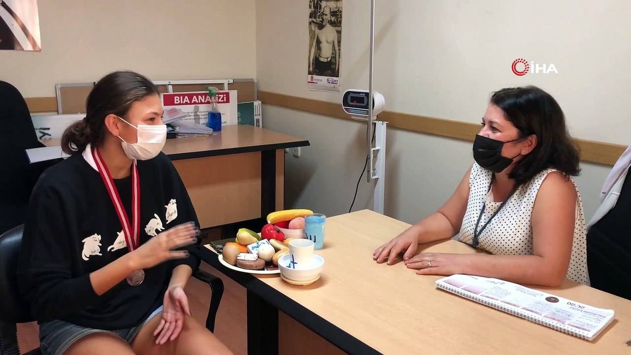 Triatlon şampiyonunun beslenme programını Kuşadası Belediyesi hazırlıyor