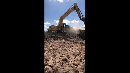 Pelle sur chenilles KOMATSU PC290