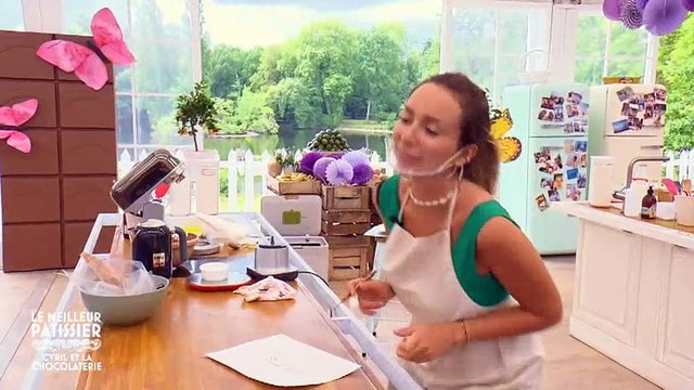 Margaux dans Le Meilleur Pâtissier sur M6