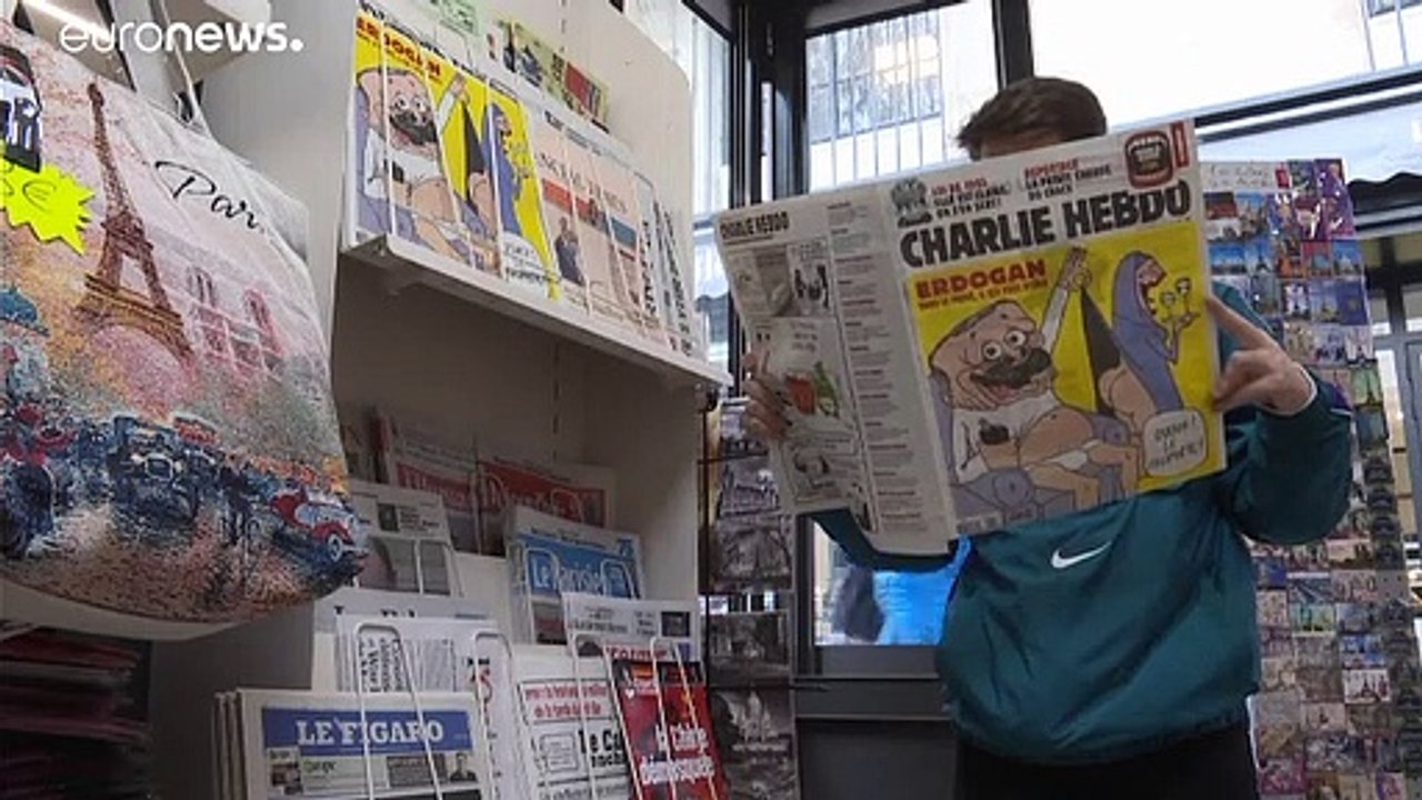 Charlie Hebdo agace encore un peu plus le président turc Erdogan en le caricaturant