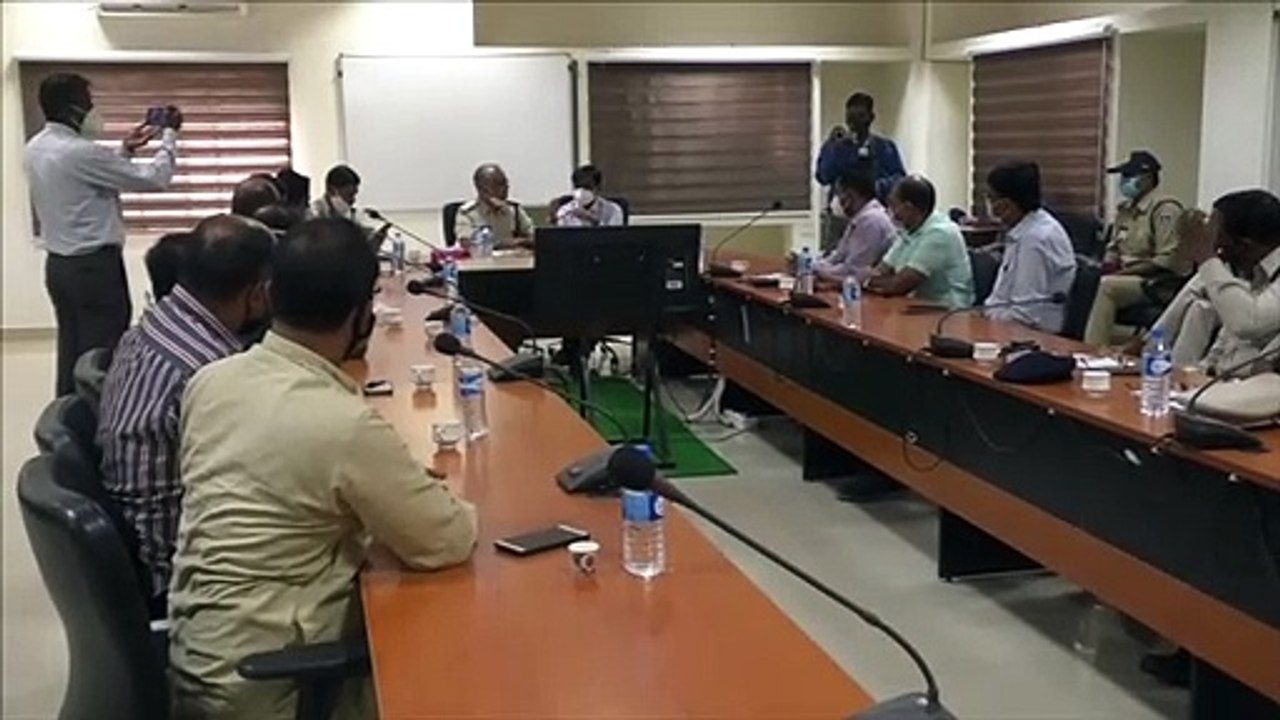 इस वर्ष नहीं निकलेगा ईद मिलादुन्नबी का जुलूस, प्रशासन-मुस्लिम समुदाय के लोगों के बीच बैठक में हुआ फैसला