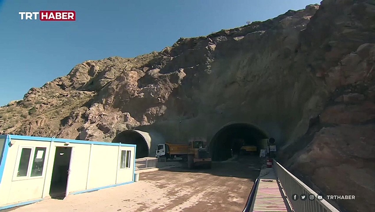 Yüksekova-Yeni Köprü tünelleri ile mesafeler kısalacak