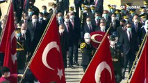 Devlet erkanı Anıtkabir'i ziyaret etti, Cumhurbaşkanı Erdoğan mesajını okudu