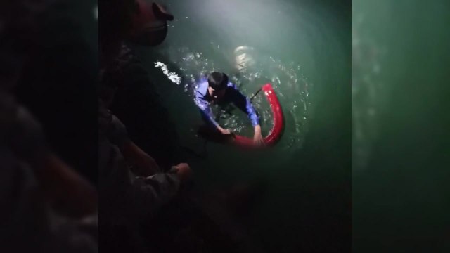 강원도 속초 대포항 바다에 빠진 40대 구조 / YTN