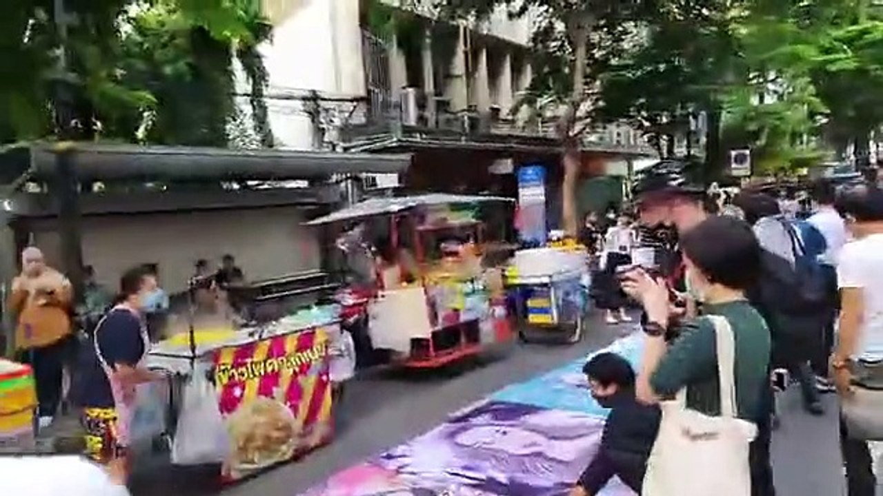 29-10-2563 ม็อบกลางสีลม "ศิลปะราษฎร" รันเวย์ของประชาชน #khaosod