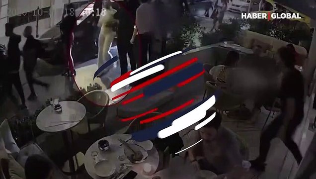 Melisa Döngel kafeye alınmayınca ortalığı birbirine kattı! Siz bittiniz