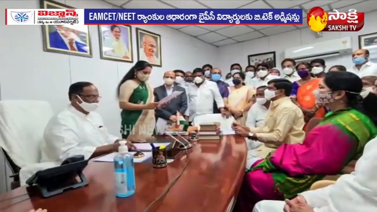 ఎమ్మెల్సీగా ప్రమాణం చేసిన కవిత