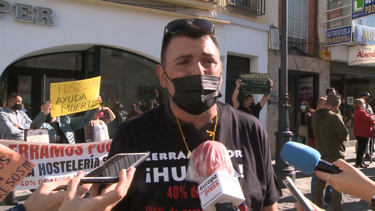 Hostelero: "Por desgracia cada día hay más cierres de compañeros"