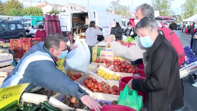 réactions de la population à Martigues au micro de Davy Moisson