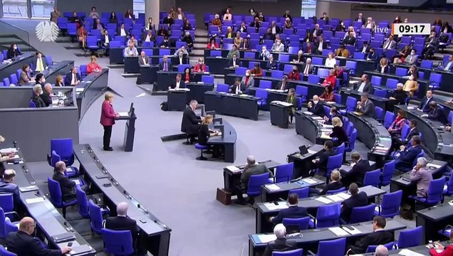 Virus: Merkel met en garde contre les mensonges et la désinformation