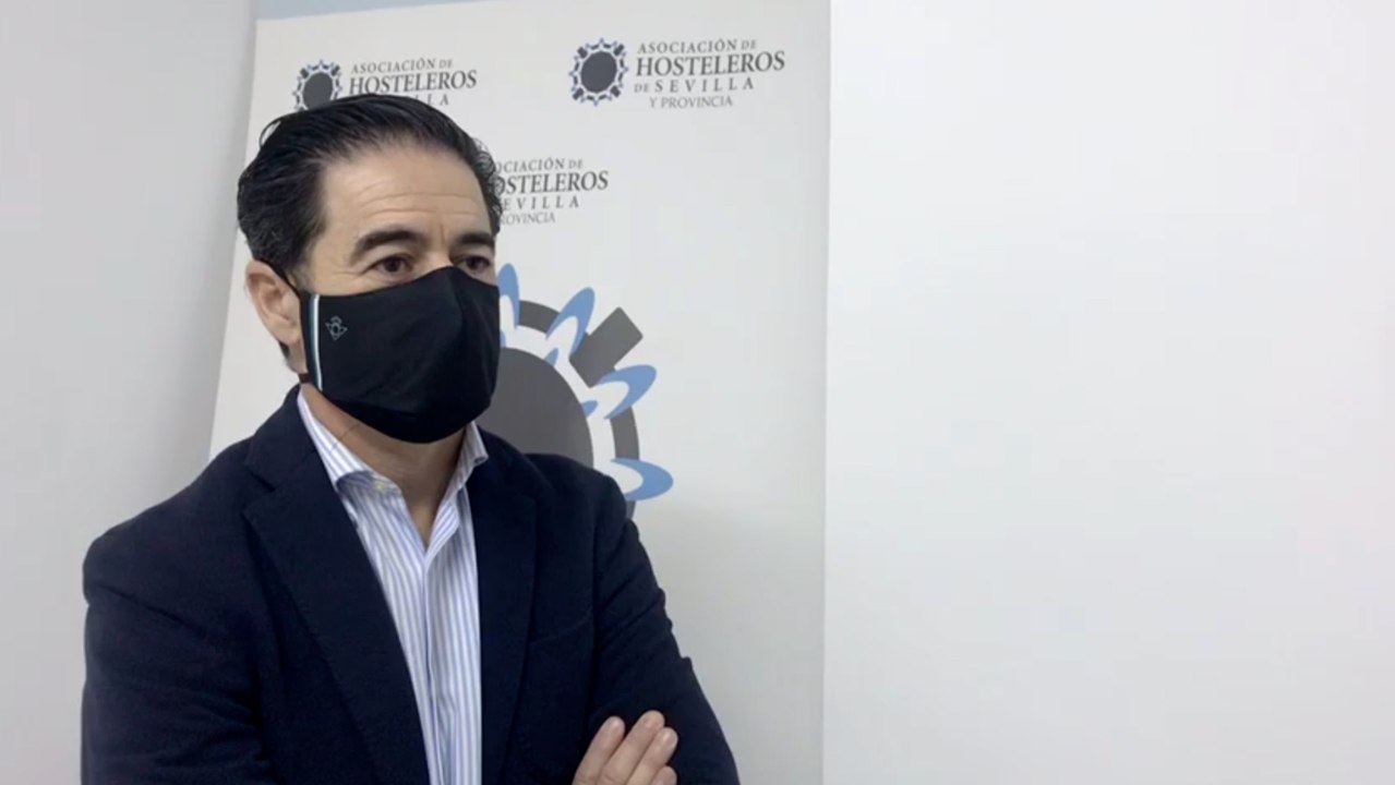 Hosteleros consideran "decepcionante" e "insuficiente" el cierre de bares a las 20:30 horas